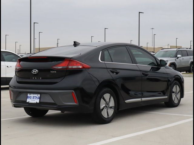 2022 Hyundai Ioniq Hybrid SE