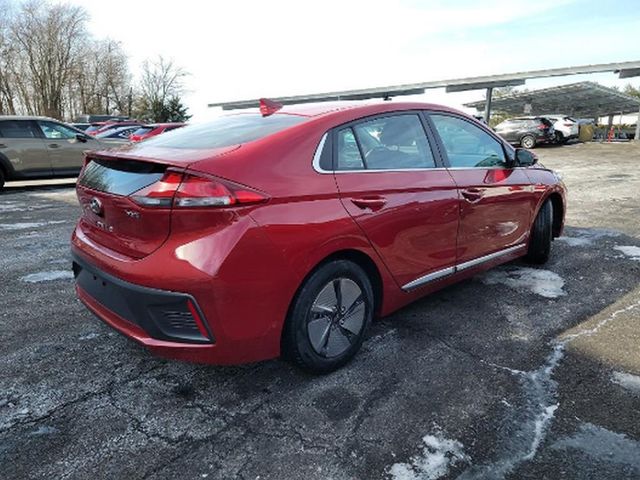 2022 Hyundai Ioniq Hybrid SE