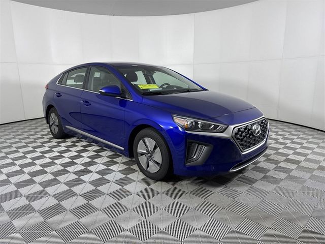 2022 Hyundai Ioniq Hybrid SE