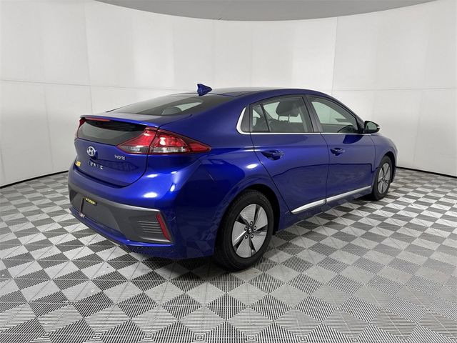 2022 Hyundai Ioniq Hybrid SE