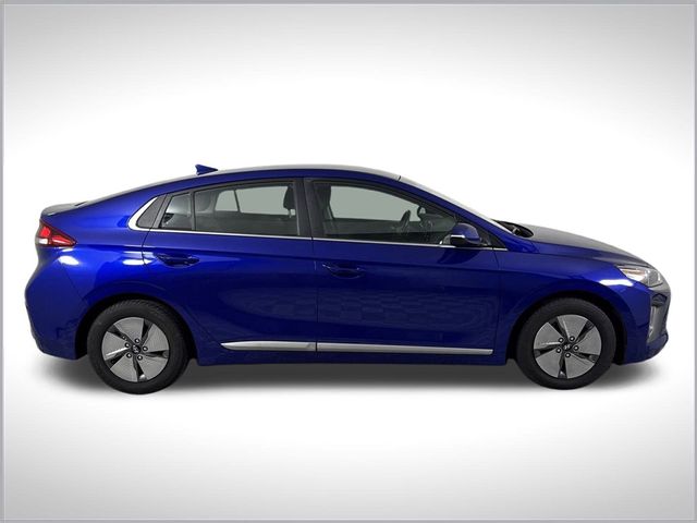 2022 Hyundai Ioniq Hybrid SE