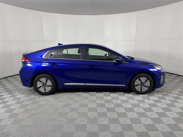 2022 Hyundai Ioniq Hybrid SE