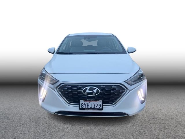 2022 Hyundai Ioniq Hybrid SE