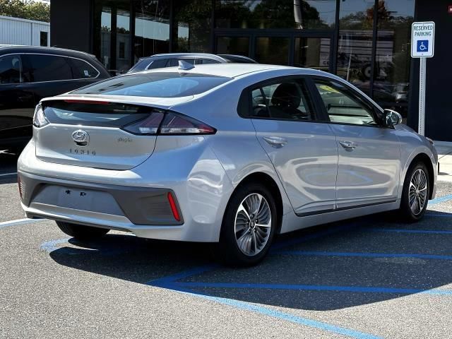 2022 Hyundai Ioniq Plug-in Hybrid SE