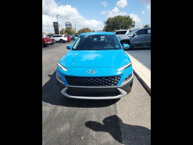 2022 Hyundai Kona SE