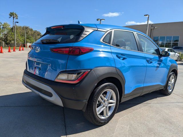 2022 Hyundai Kona SE