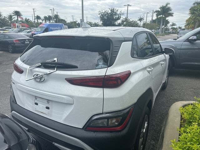 2022 Hyundai Kona SE