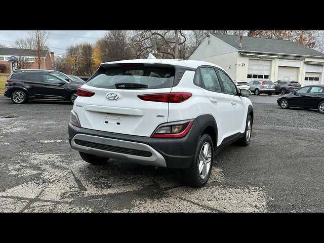 2022 Hyundai Kona SE