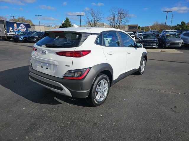 2022 Hyundai Kona SE