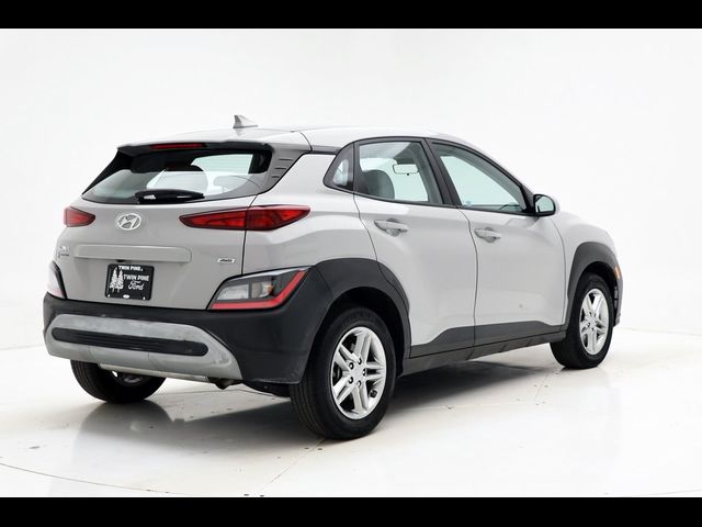 2022 Hyundai Kona SE