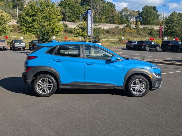 2022 Hyundai Kona SE