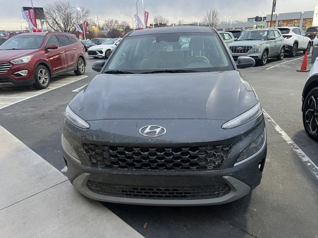 2022 Hyundai Kona SE