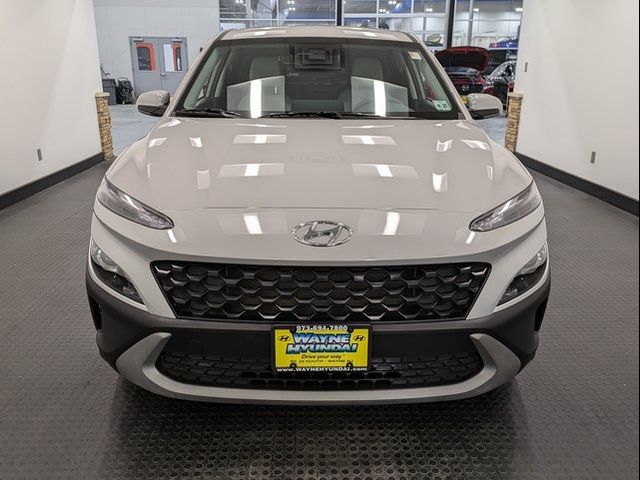 2022 Hyundai Kona SE