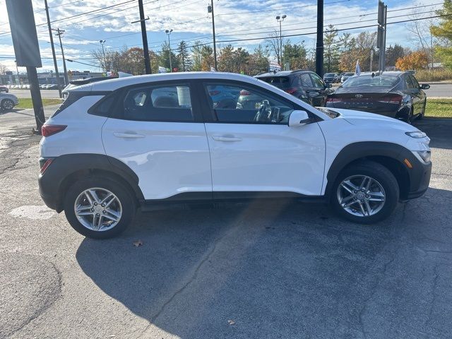 2022 Hyundai Kona SE