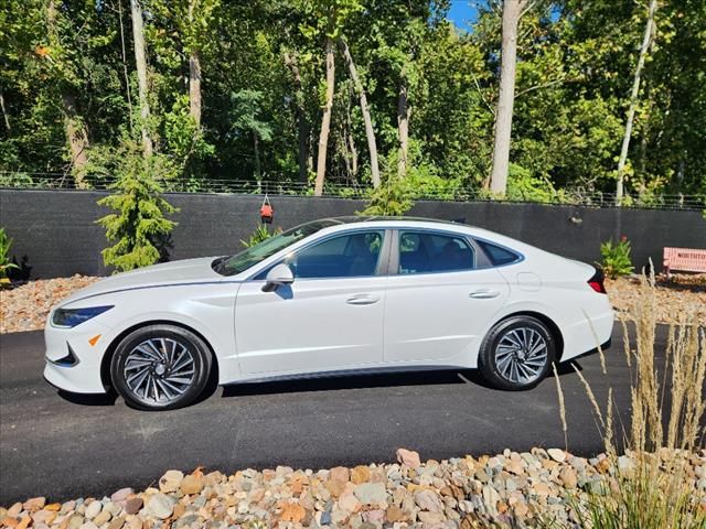 2022 Hyundai Sonata Hybrid Limited