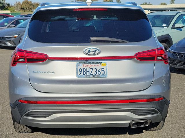 2022 Hyundai Santa Fe SE