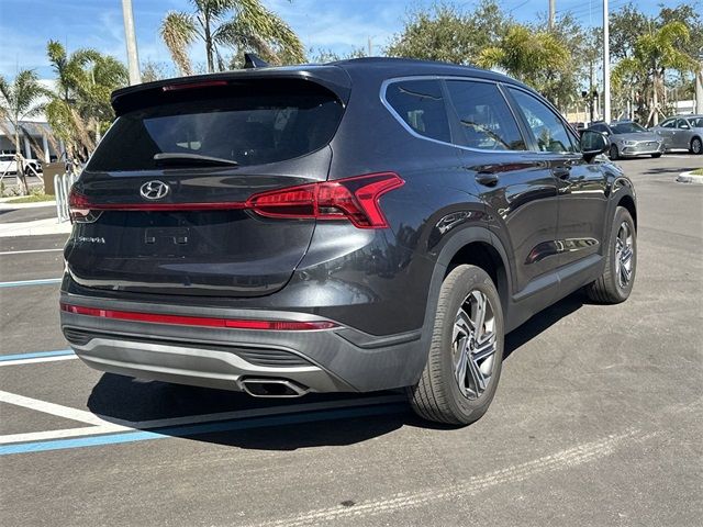 2022 Hyundai Santa Fe SE