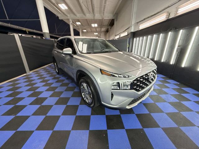 2022 Hyundai Santa Fe SE