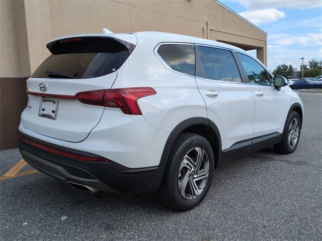 2022 Hyundai Santa Fe SE