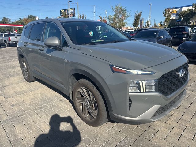 2022 Hyundai Santa Fe SE