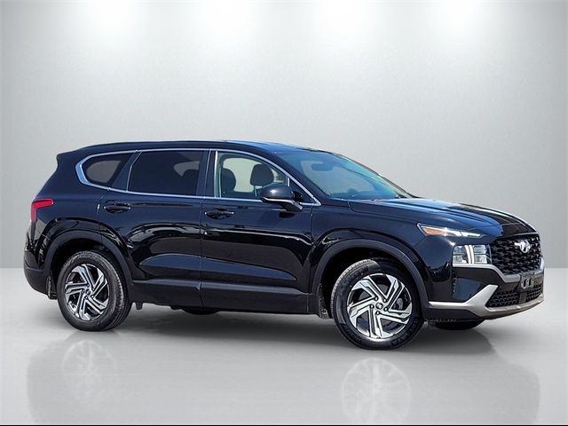 2022 Hyundai Santa Fe SE