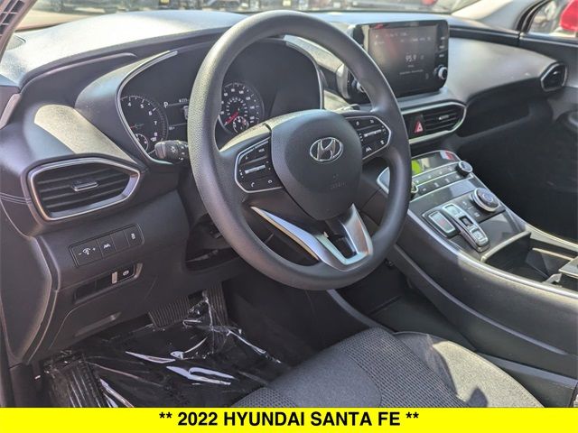 2022 Hyundai Santa Fe SE