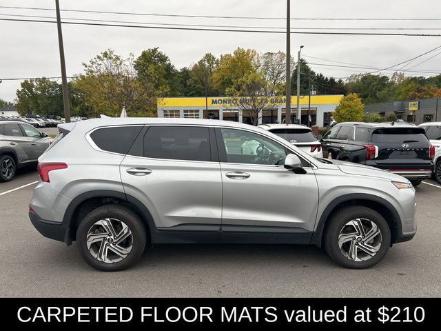 2022 Hyundai Santa Fe SE