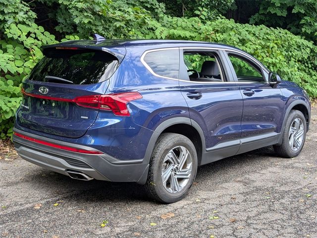 2022 Hyundai Santa Fe SE