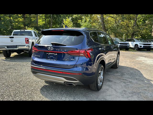 2022 Hyundai Santa Fe SE