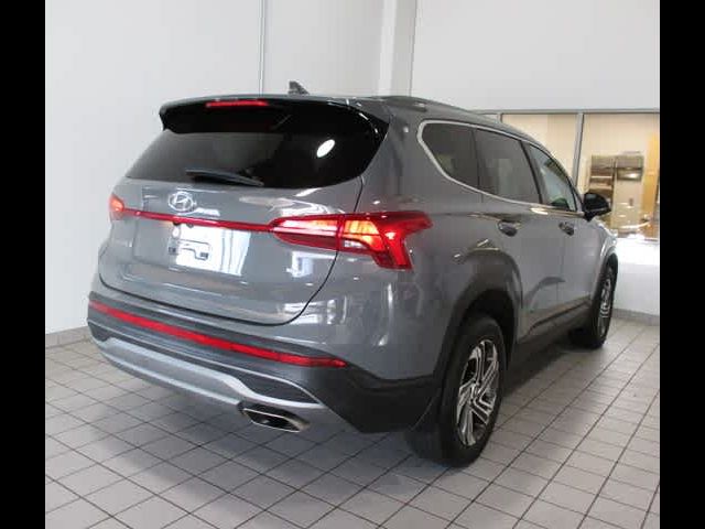 2022 Hyundai Santa Fe SE