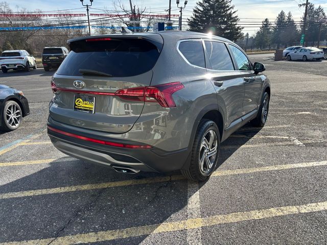 2022 Hyundai Santa Fe SE