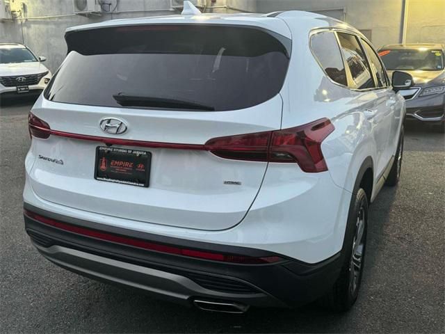 2022 Hyundai Santa Fe SE