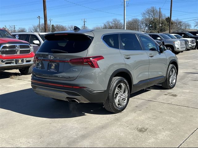 2022 Hyundai Santa Fe SE