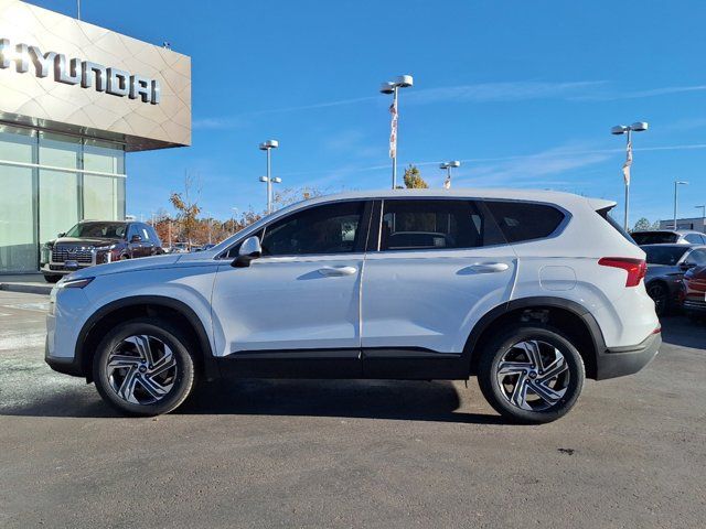 2022 Hyundai Santa Fe SE