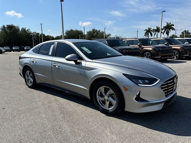 2022 Hyundai Sonata SE