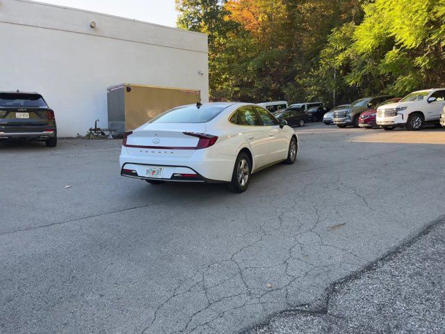 2022 Hyundai Sonata SE