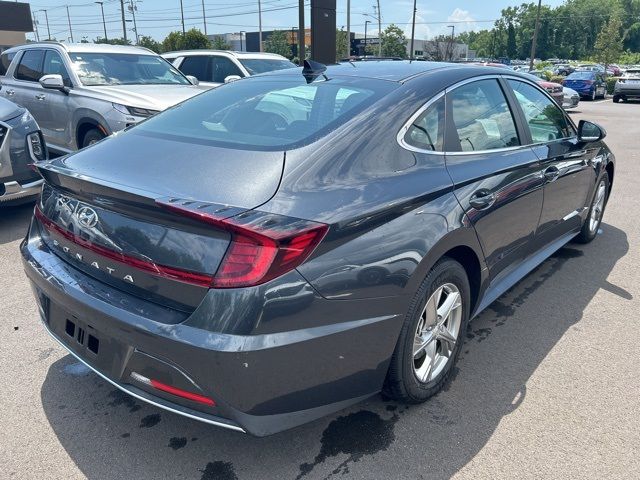 2022 Hyundai Sonata SE