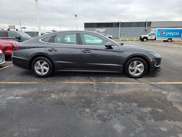 2022 Hyundai Sonata SE