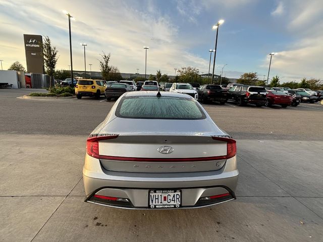 2022 Hyundai Sonata SE