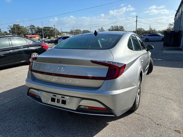 2022 Hyundai Sonata SE