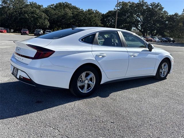 2022 Hyundai Sonata SE