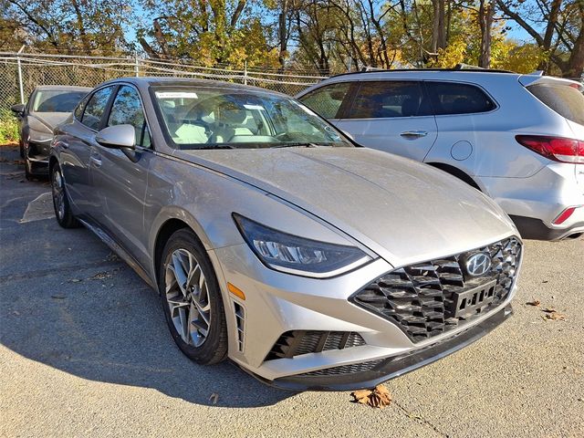 2022 Hyundai Sonata SEL