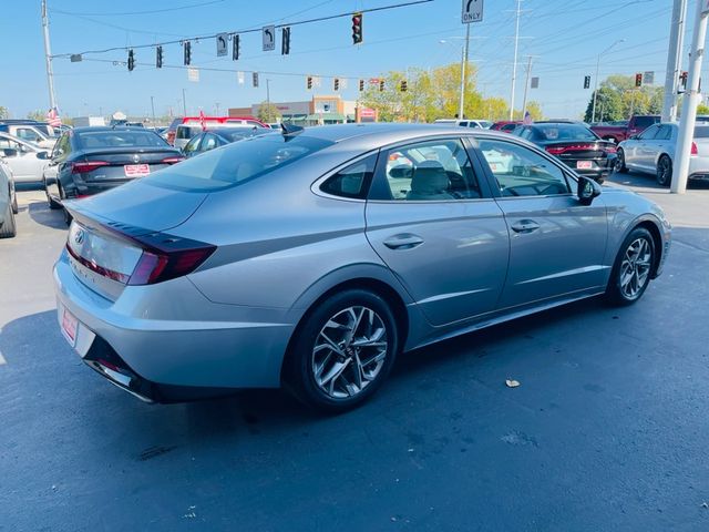 2022 Hyundai Sonata SEL