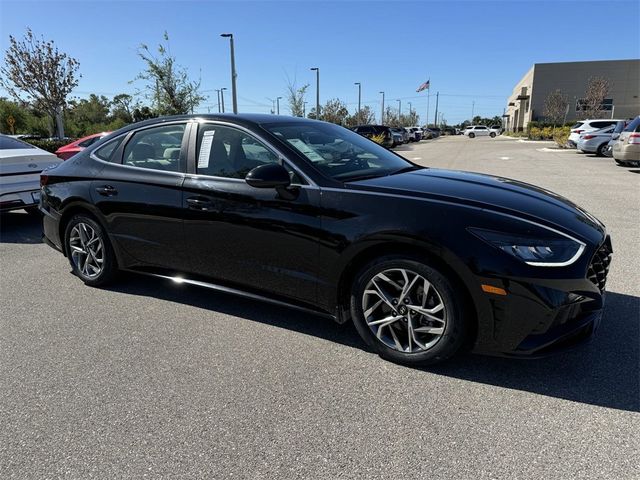 2022 Hyundai Sonata SEL