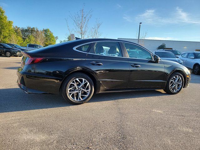 2022 Hyundai Sonata SEL