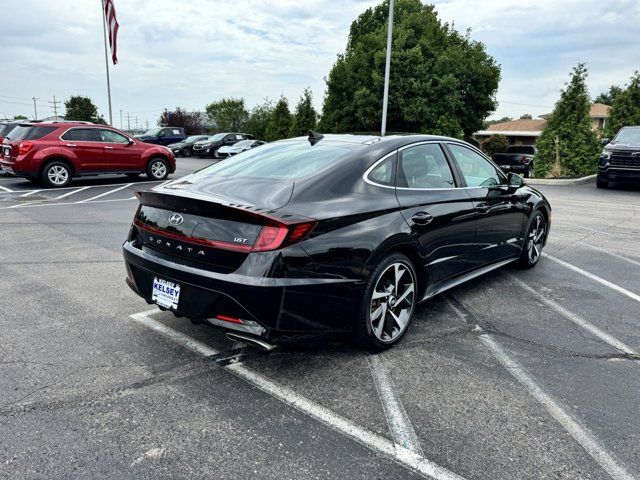 2022 Hyundai Sonata SEL Plus