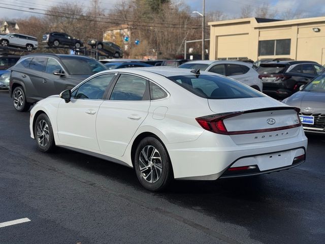 2022 Hyundai Sonata Hybrid Blue