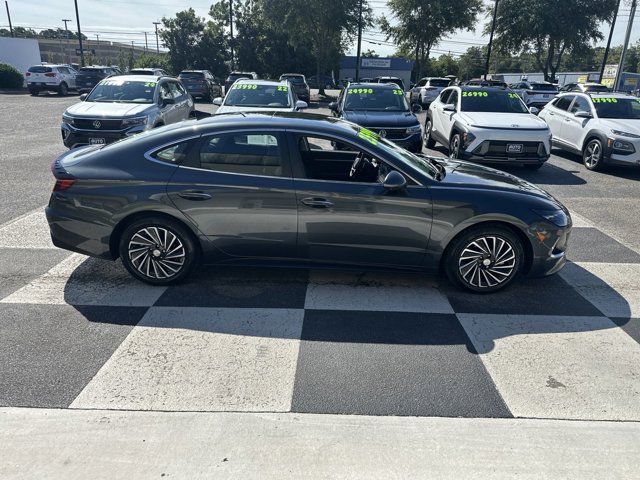 2022 Hyundai Sonata Hybrid Limited