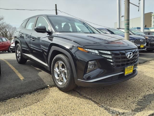 Used 2022 Black Hyundai Tucson for Sale in Manhattan, NY | Capital One ...