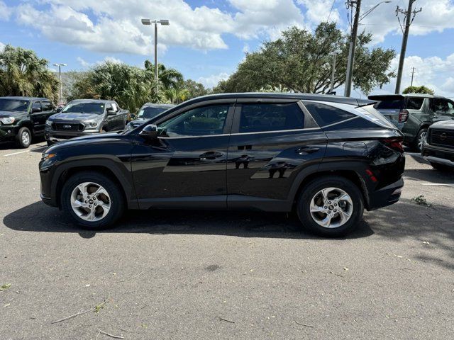 2022 Hyundai Tucson SE